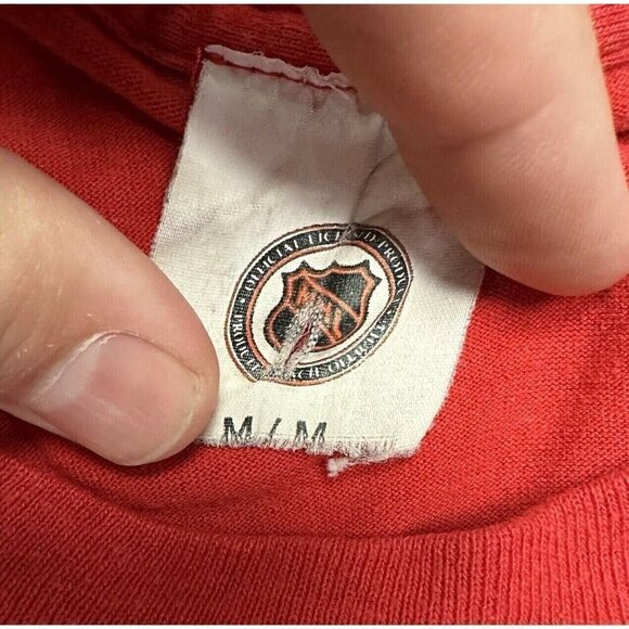 Vintage Detroit Red Wings T-Shirt Size M NHL 90's Hockey Red Graphic Tee - Picture 4 of 7